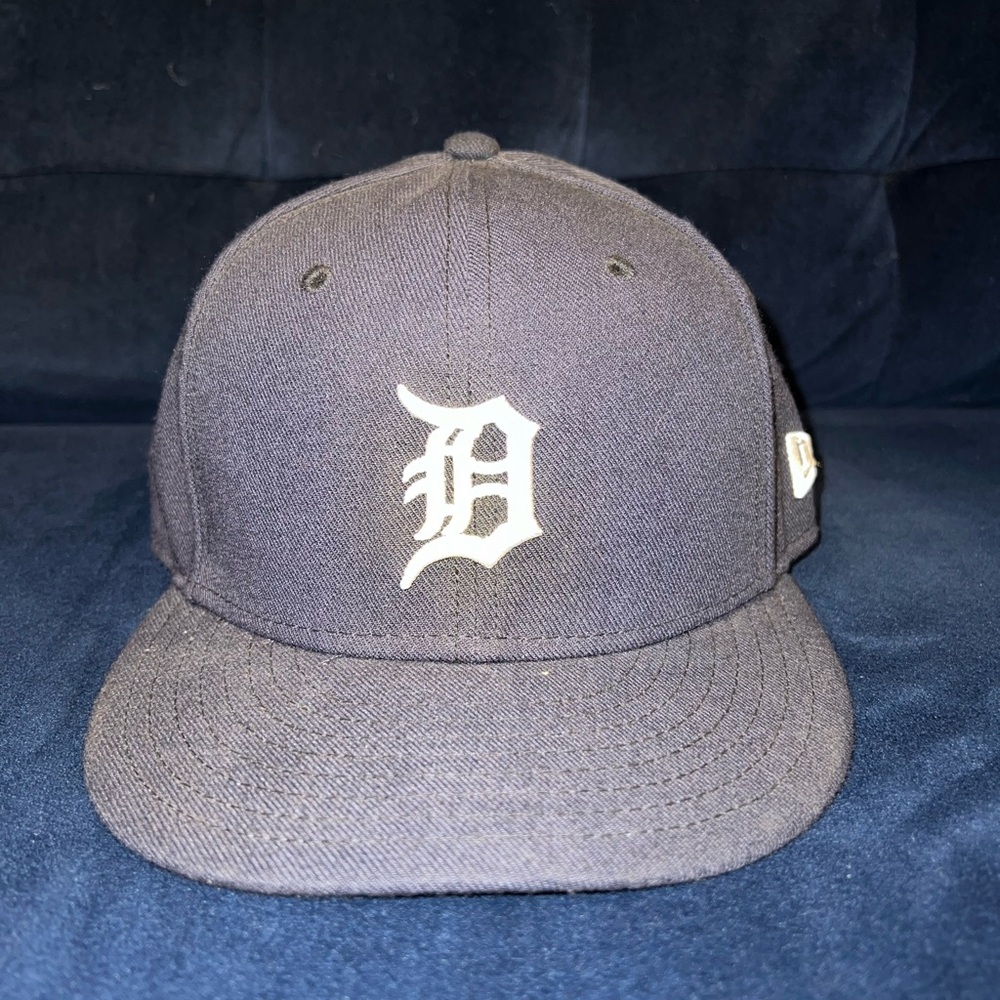 New Era Black Cap with White Lettering (Detroit Tigers)